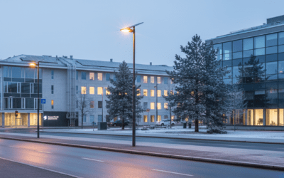 Seron Oy – Aurinkoenergia katuvalaistuksessa ja varastointi